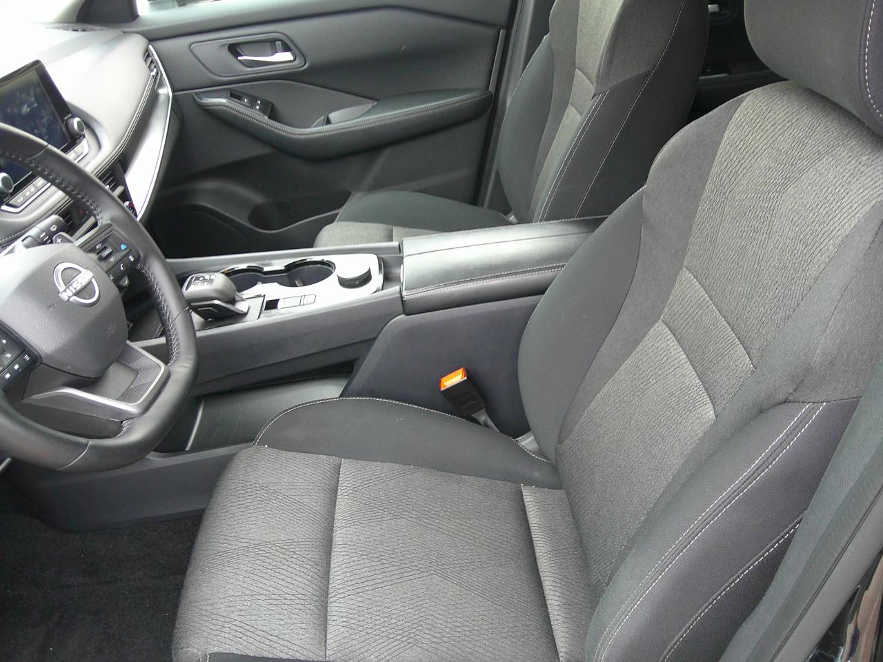 Nissan Rogue AWD SV 2025