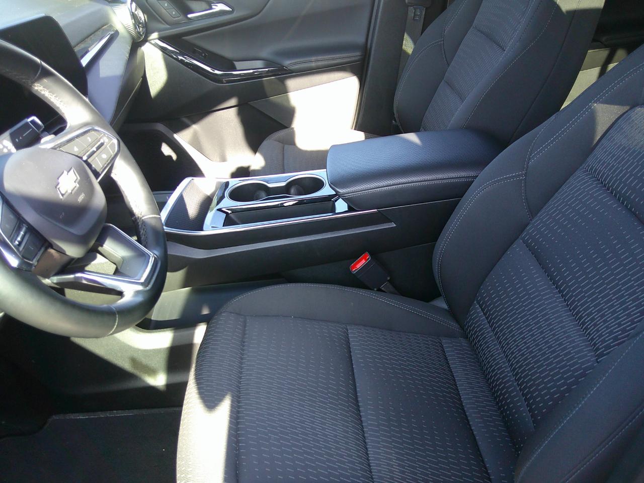 Chevrolet Equinox FWD 4dr LT w/1LT 2025