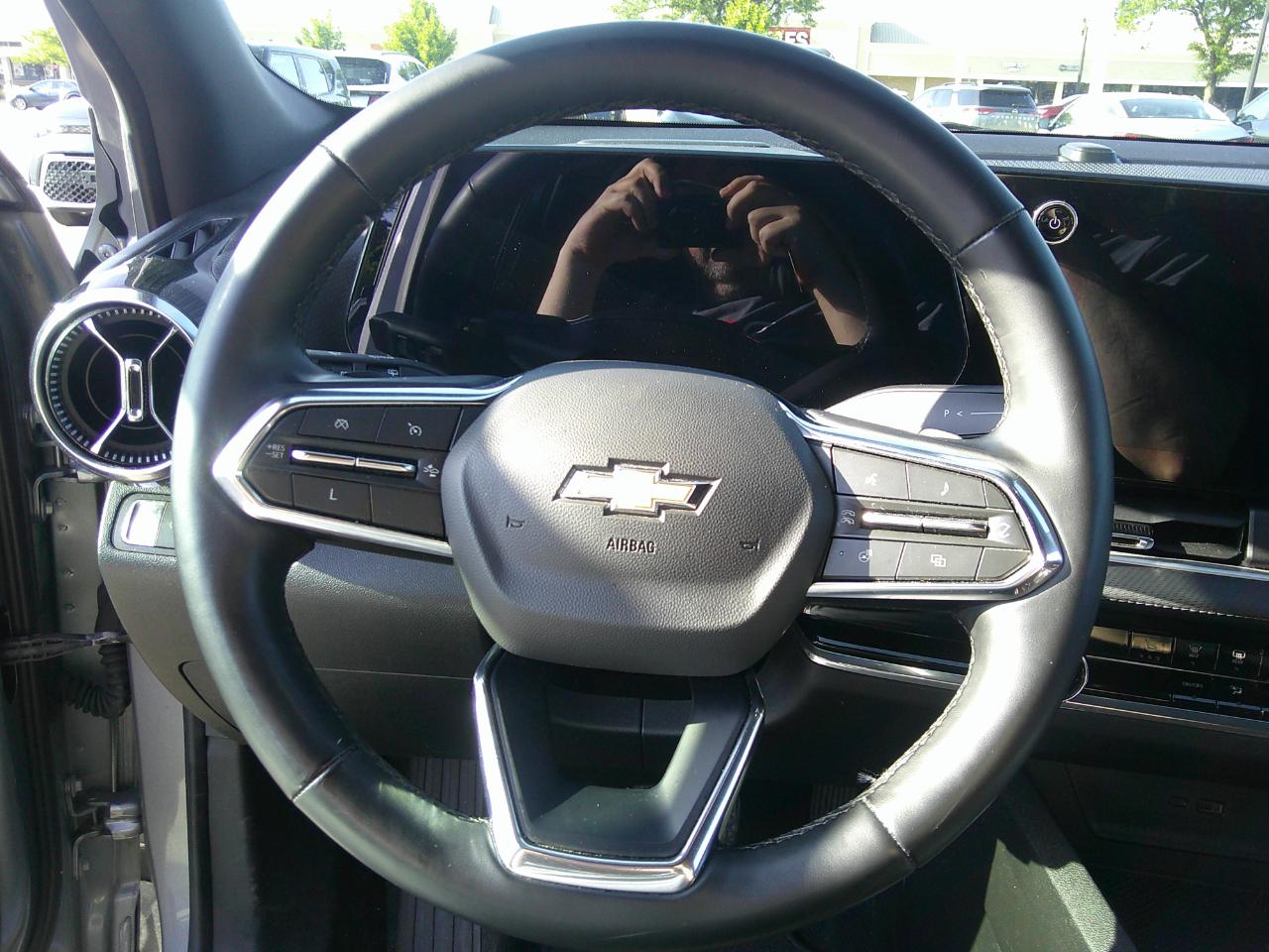 Chevrolet Equinox FWD 4dr LT w/1LT 2025