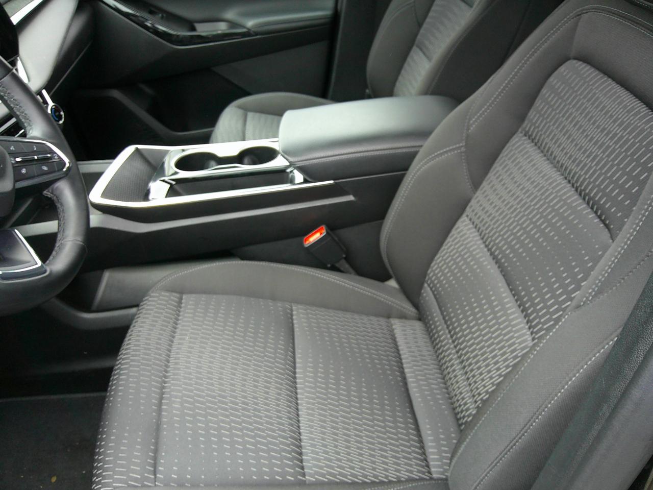Chevrolet Equinox FWD 4dr LT w/1LT 2025