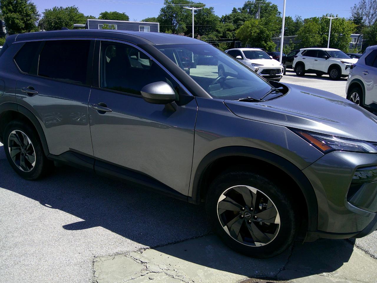 2025 Nissan Rogue AWD SV