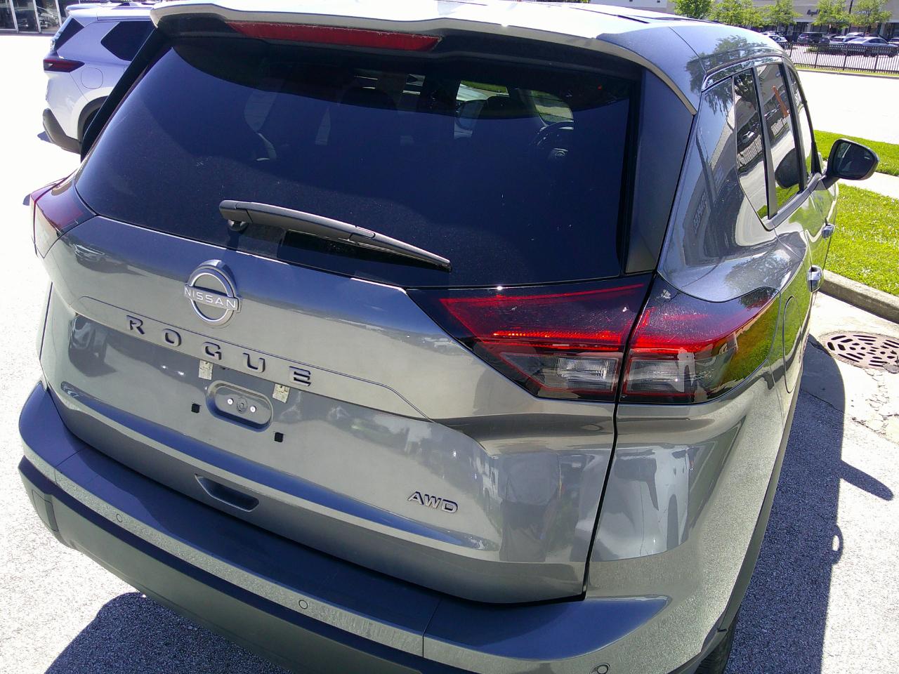 Nissan Rogue AWD SV 2025