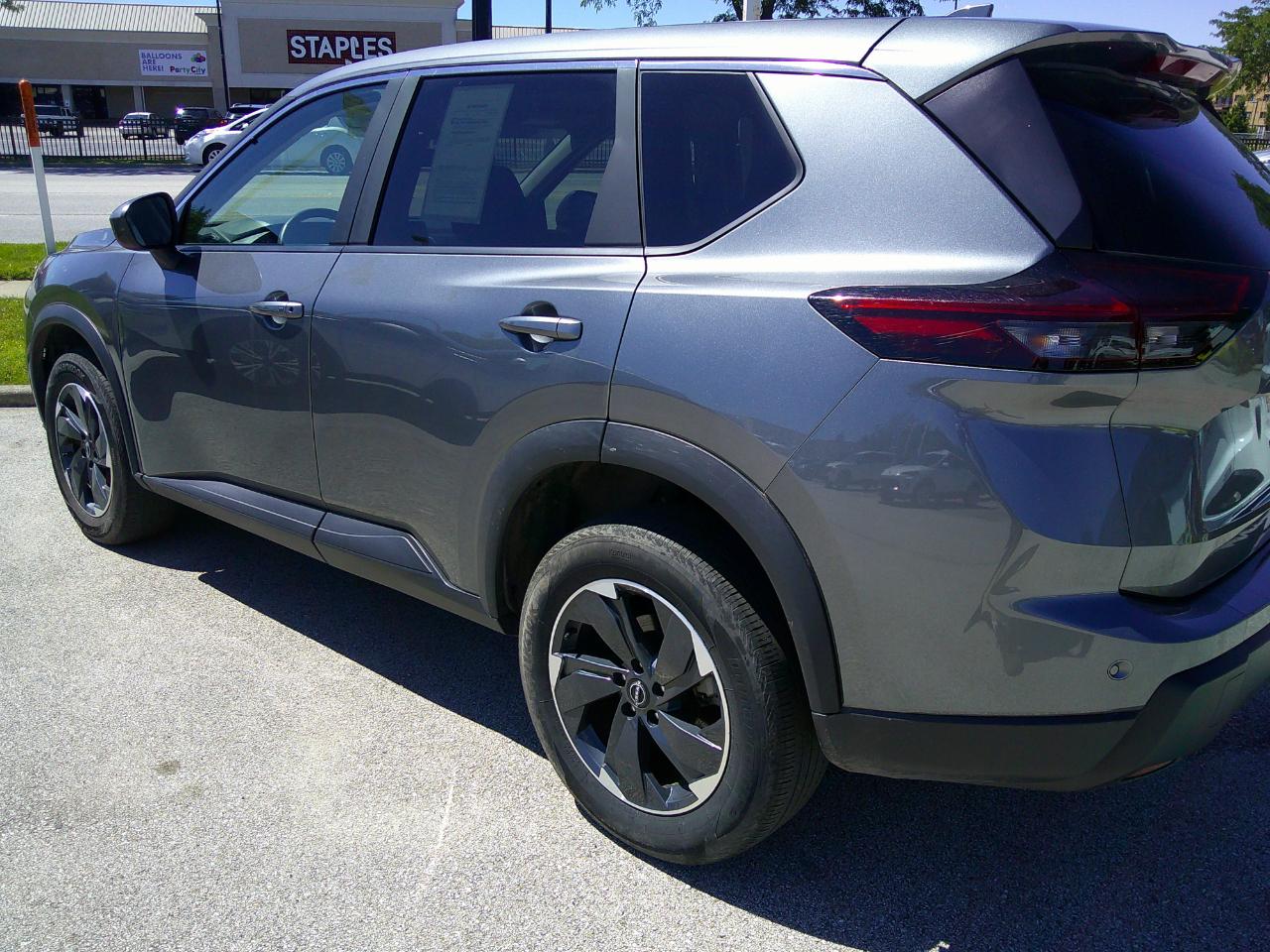 Nissan Rogue AWD SV 2025