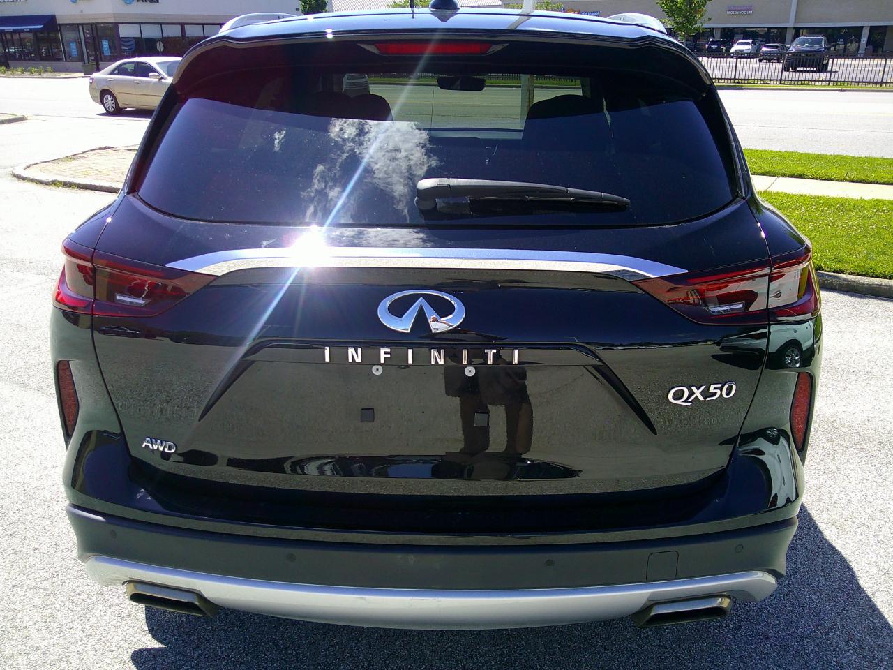 Infiniti QX50 LUXE AWD 2023