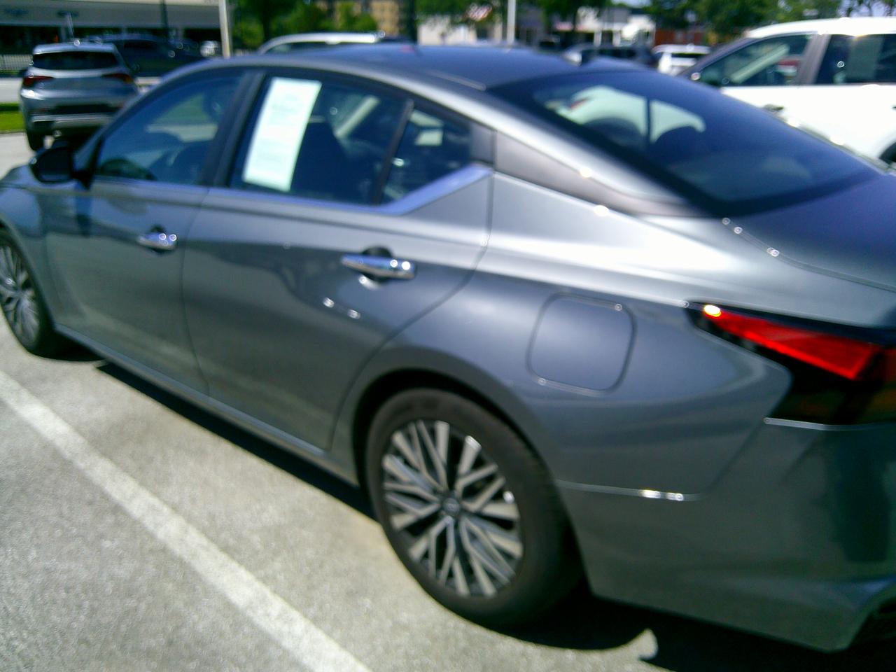 Nissan Altima SV FWD 2025