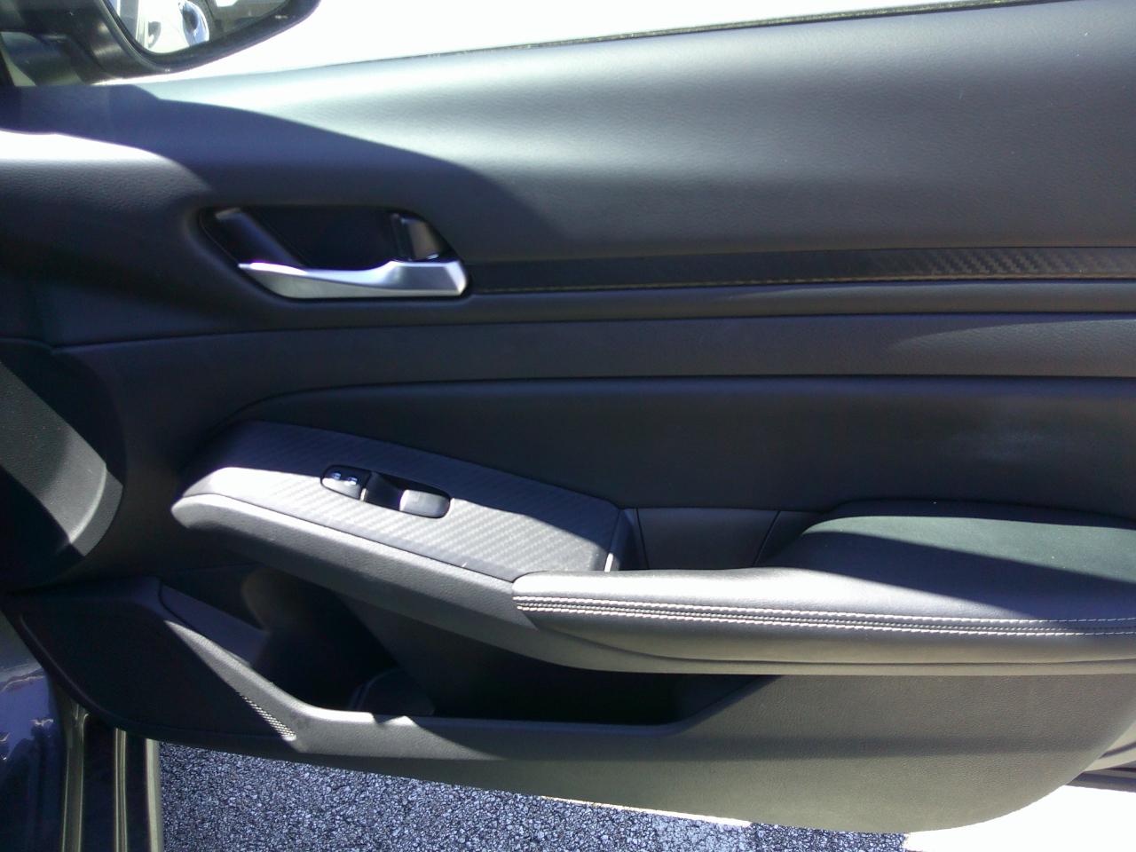 Nissan Altima SV FWD 2025