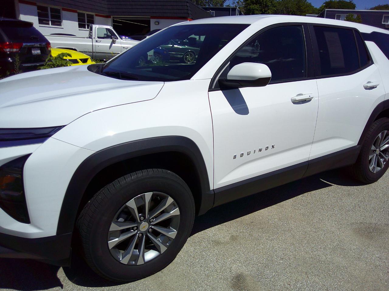 Chevrolet Equinox FWD 4dr LT w/1LT 2025