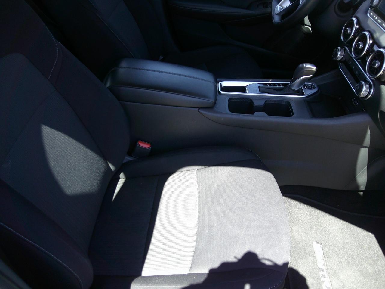 Nissan Sentra SV CVT 2023