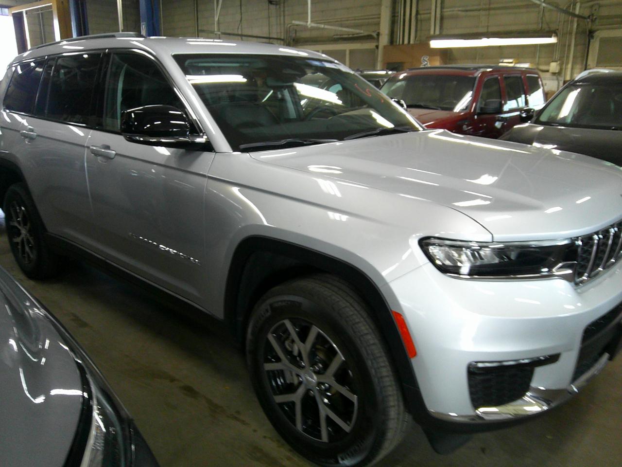 2023 Jeep Grand Cherokee L Limited 4x4