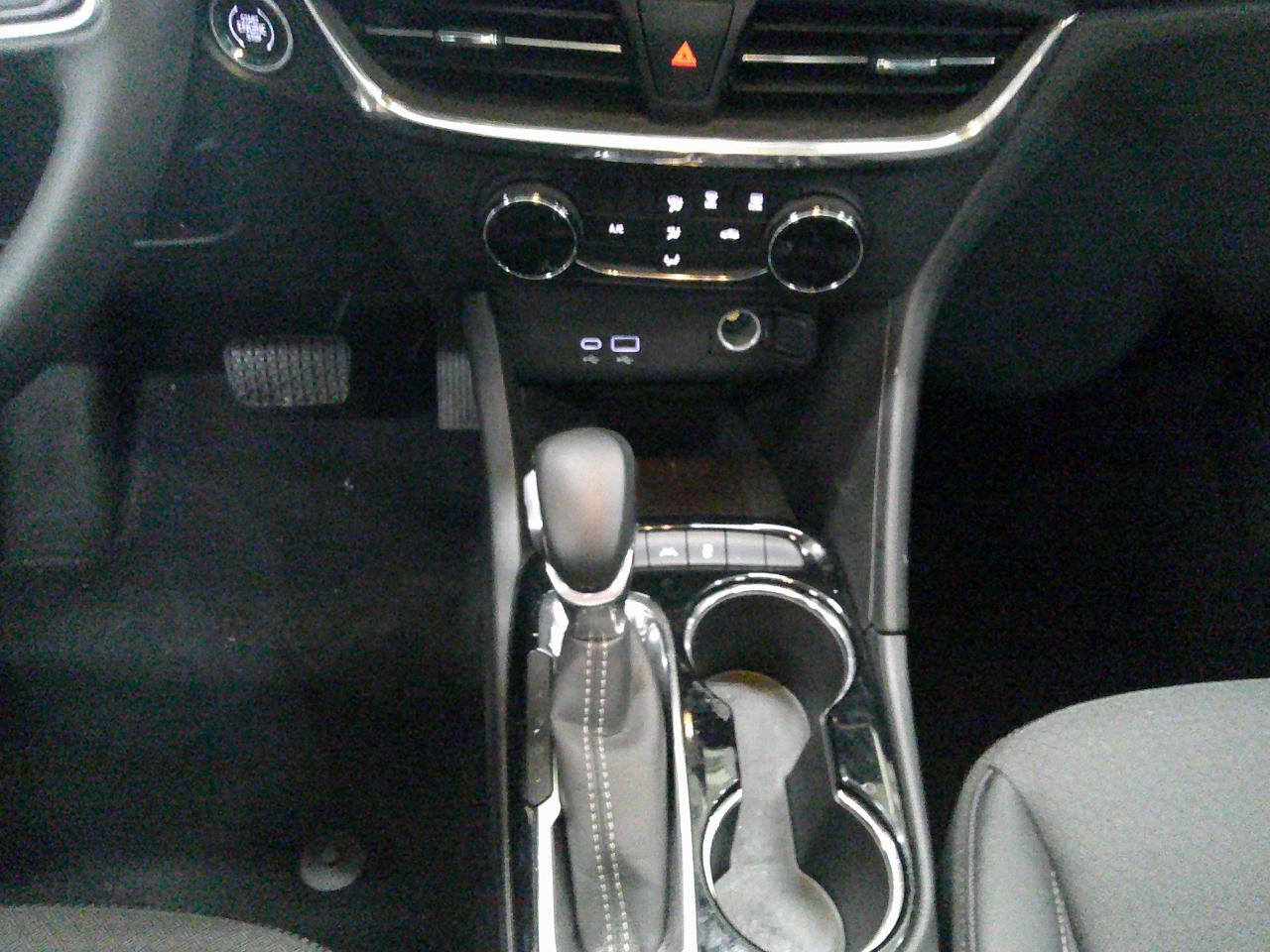 Buick Encore GX FWD 4dr Preferred 2025
