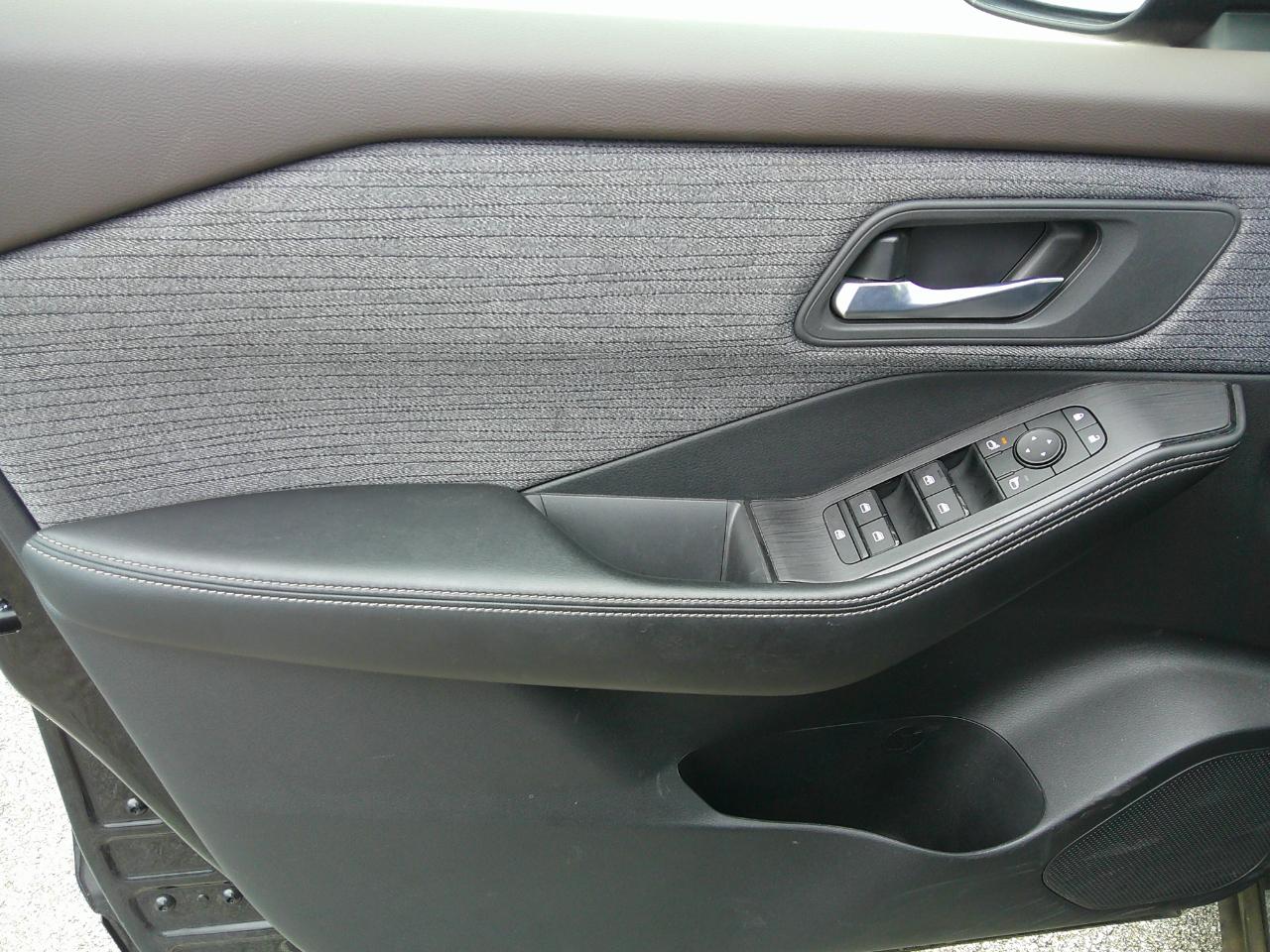 Nissan Rogue AWD SV 2023