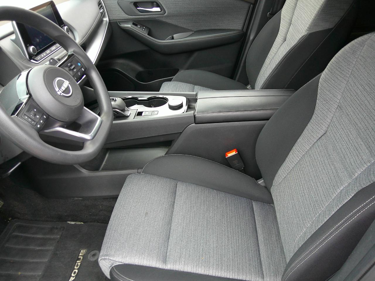 Nissan Rogue AWD SV 2023