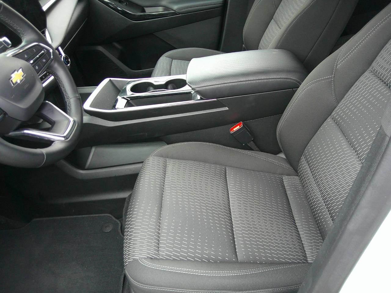 Chevrolet Equinox FWD 4dr LT w/1LT 2025
