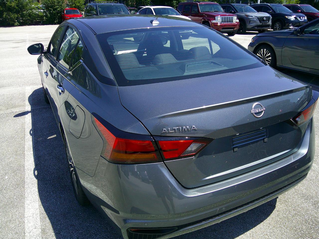 Nissan Altima SV FWD 2025