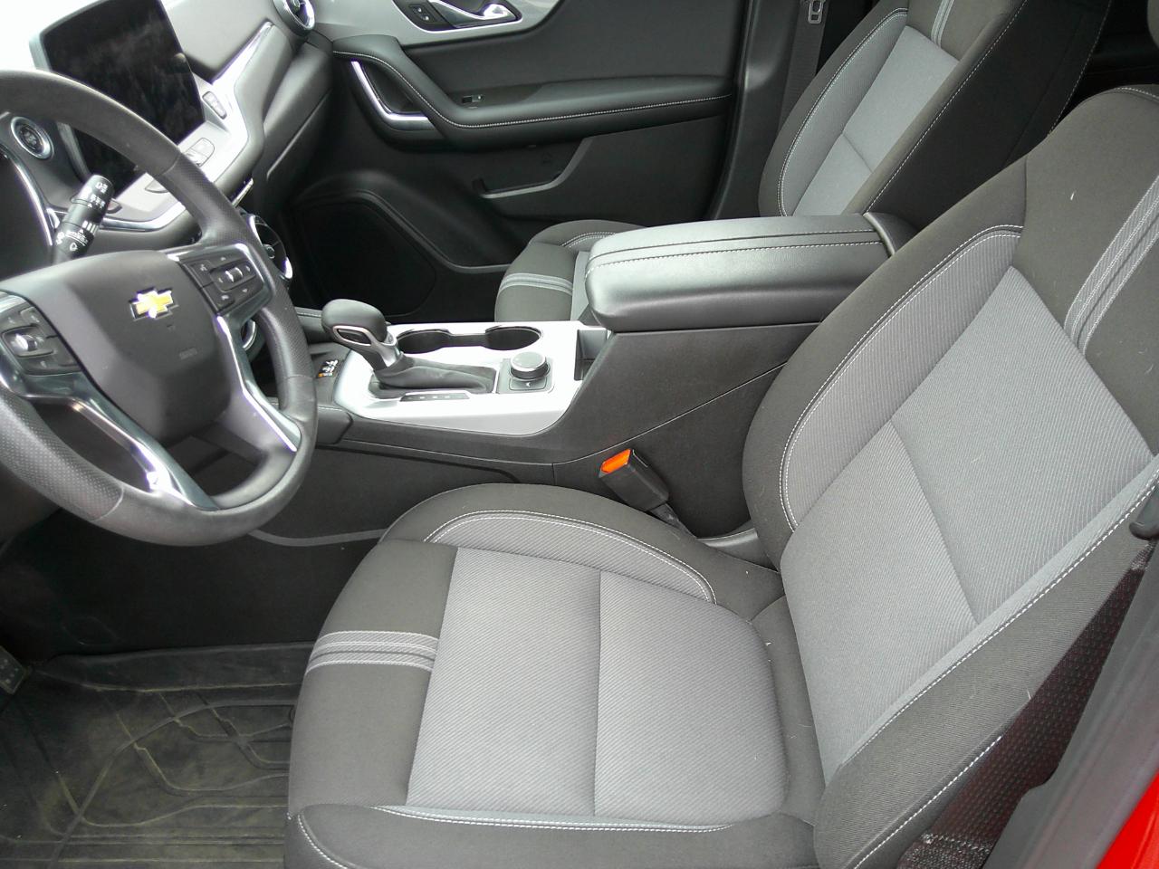 Chevrolet Blazer FWD 4dr LT w/2LT 2024