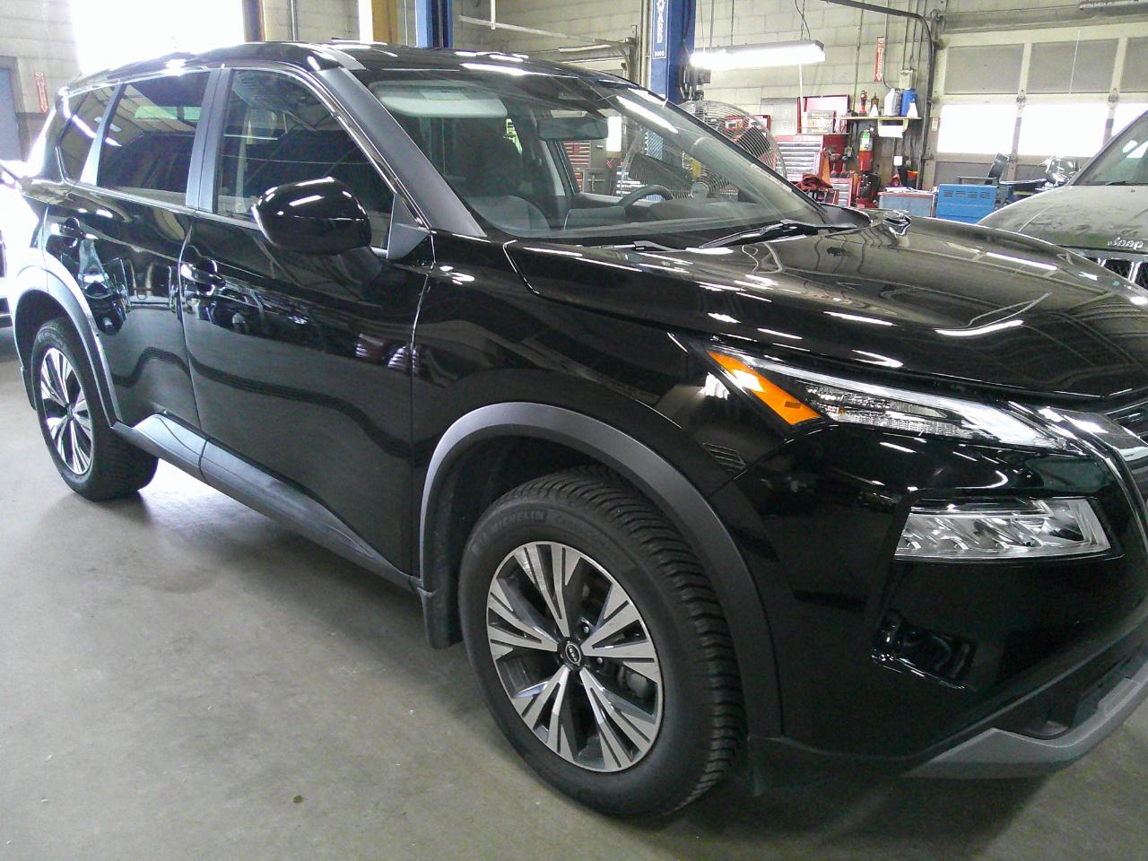 2023 Nissan Rogue AWD SV