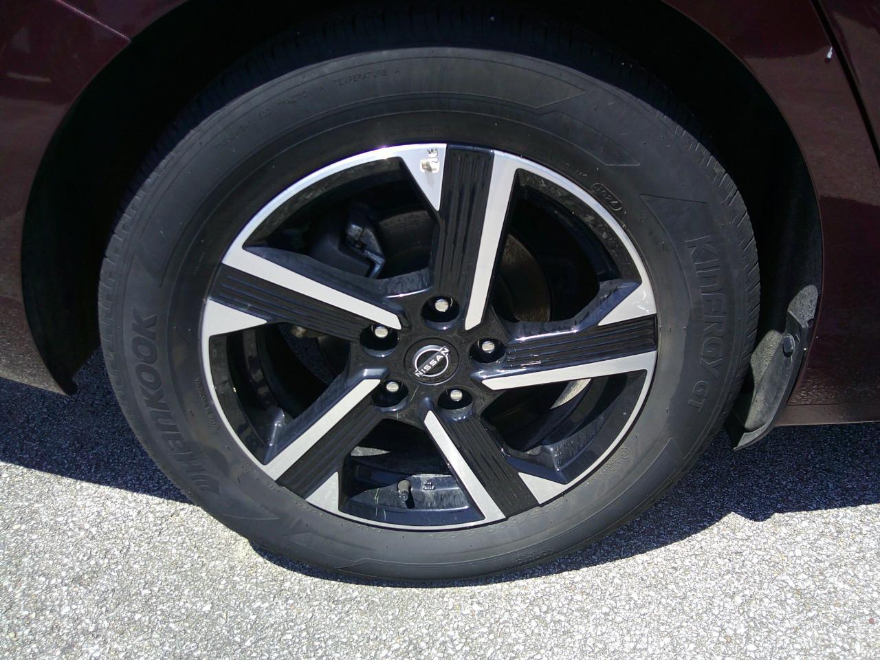 Nissan Sentra SV CVT 2025