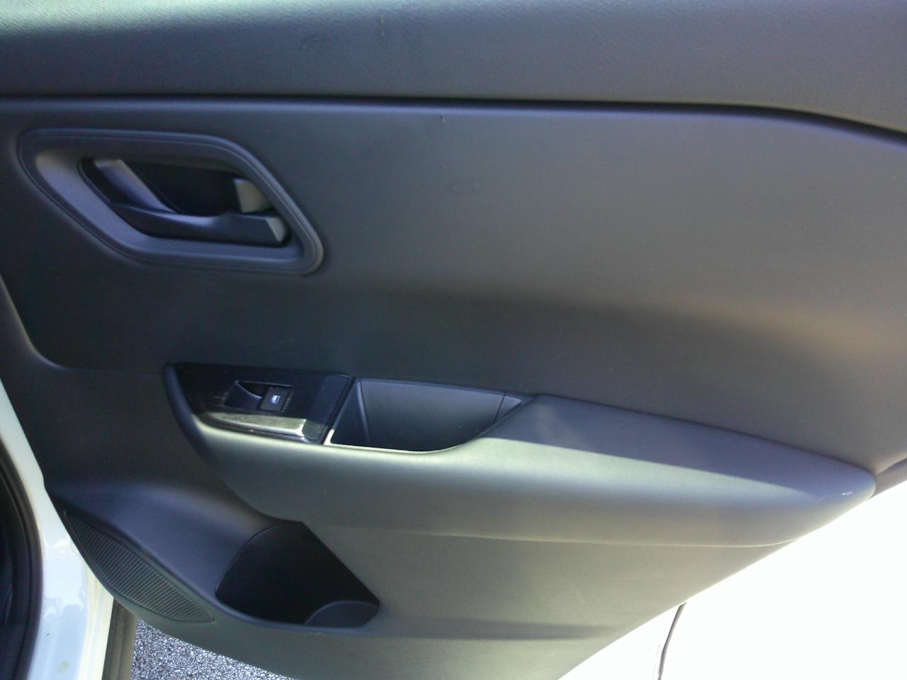 Nissan Rogue FWD S *Ltd Avail* 2026
