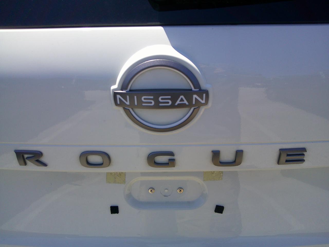 Nissan Rogue FWD S *Ltd Avail* 2026
