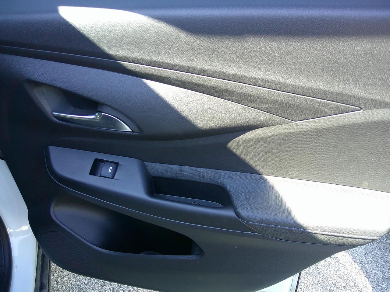 Buick Envista FWD 4dr Sport Touring 2025