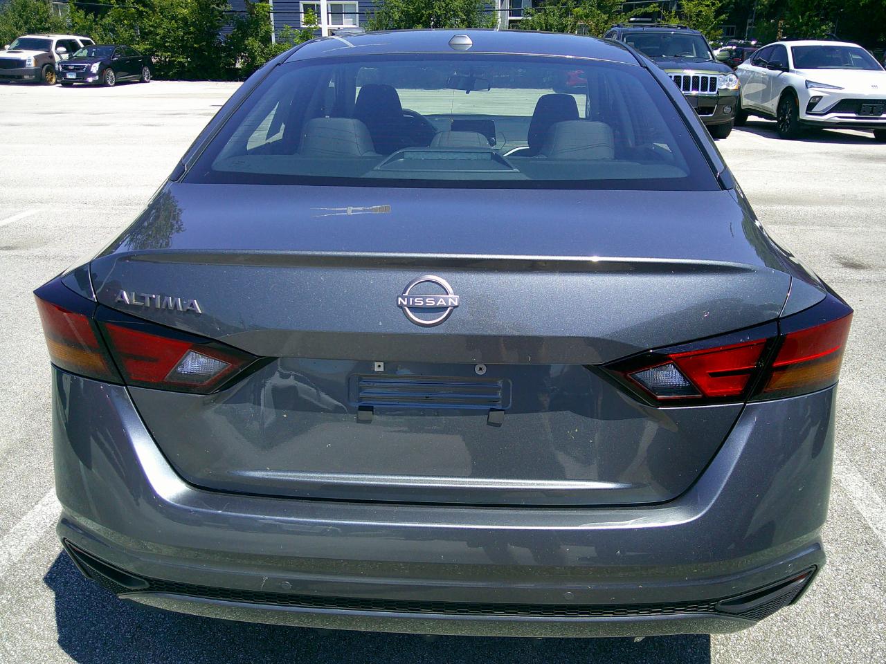 Nissan Altima SV FWD 2025