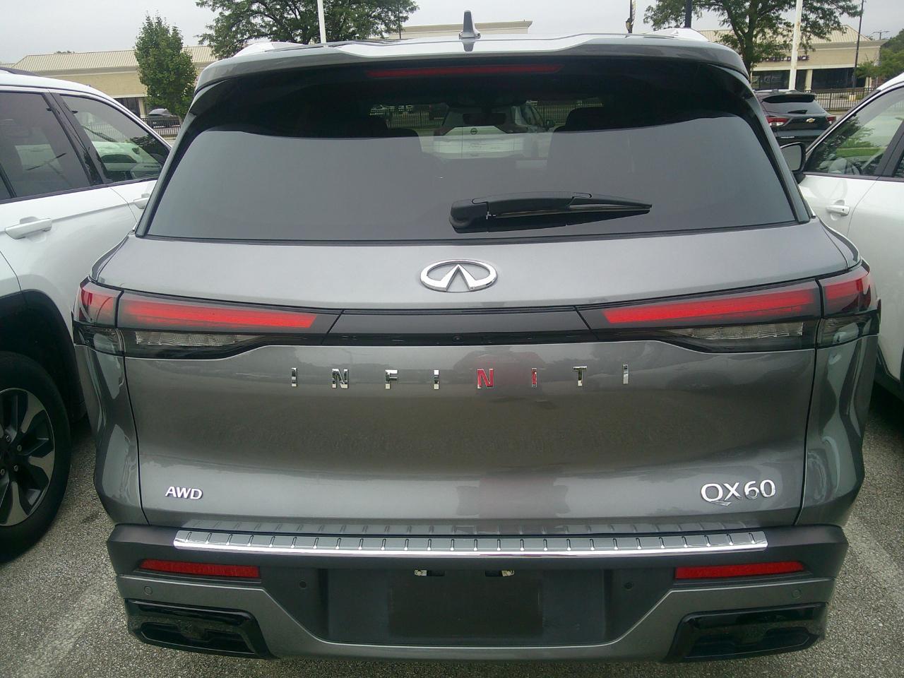 Infiniti QX60 LUXE AWD 2023