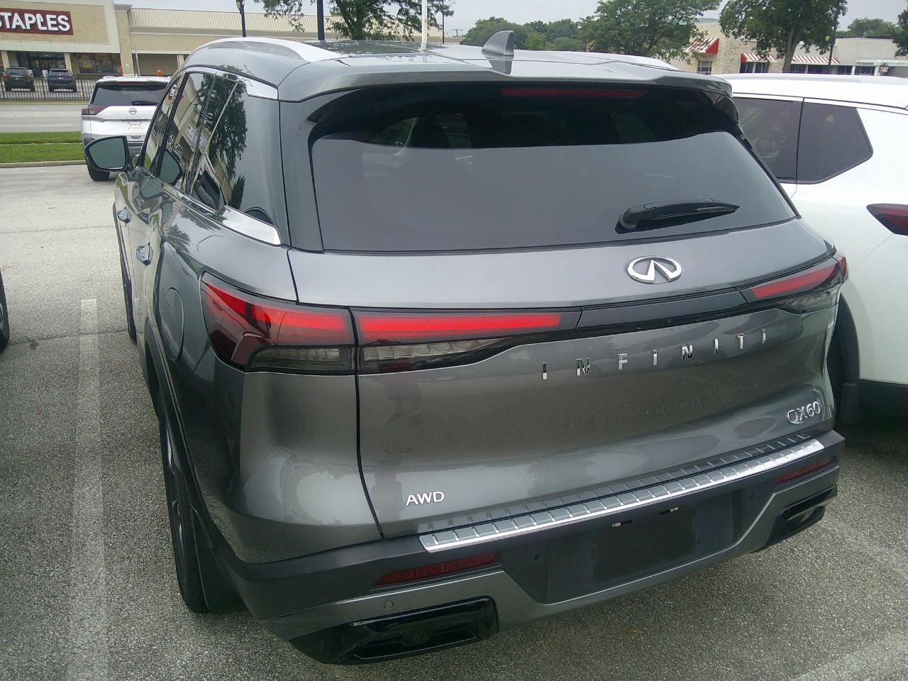 Infiniti QX60 LUXE AWD 2023
