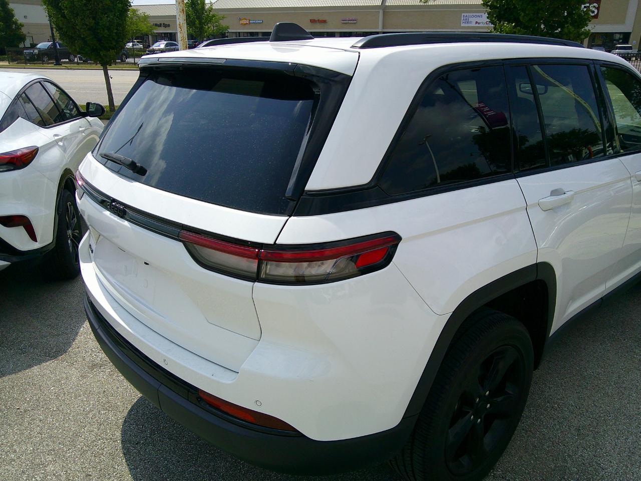 Jeep Grand Cherokee Altitude 4x4 2023