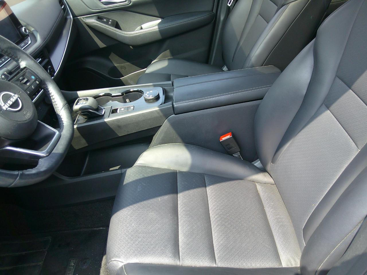 Nissan Rogue AWD SV 2023