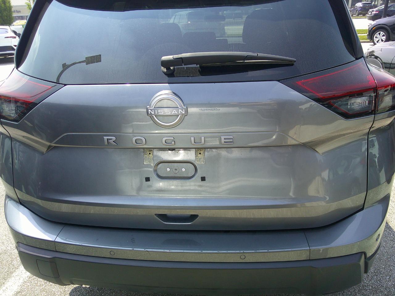 Nissan Rogue FWD SV 2025