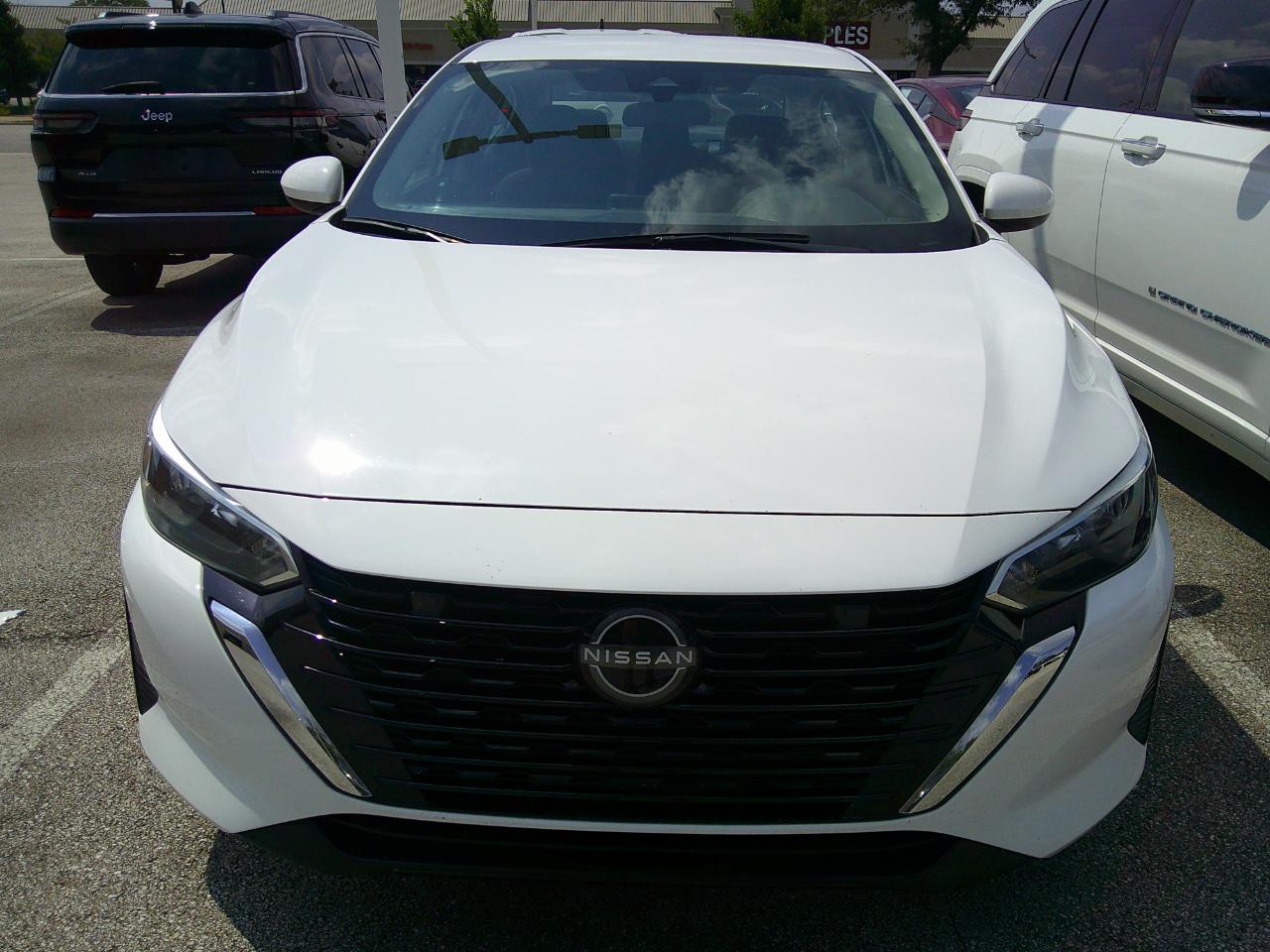 Nissan Sentra S CVT 2025
