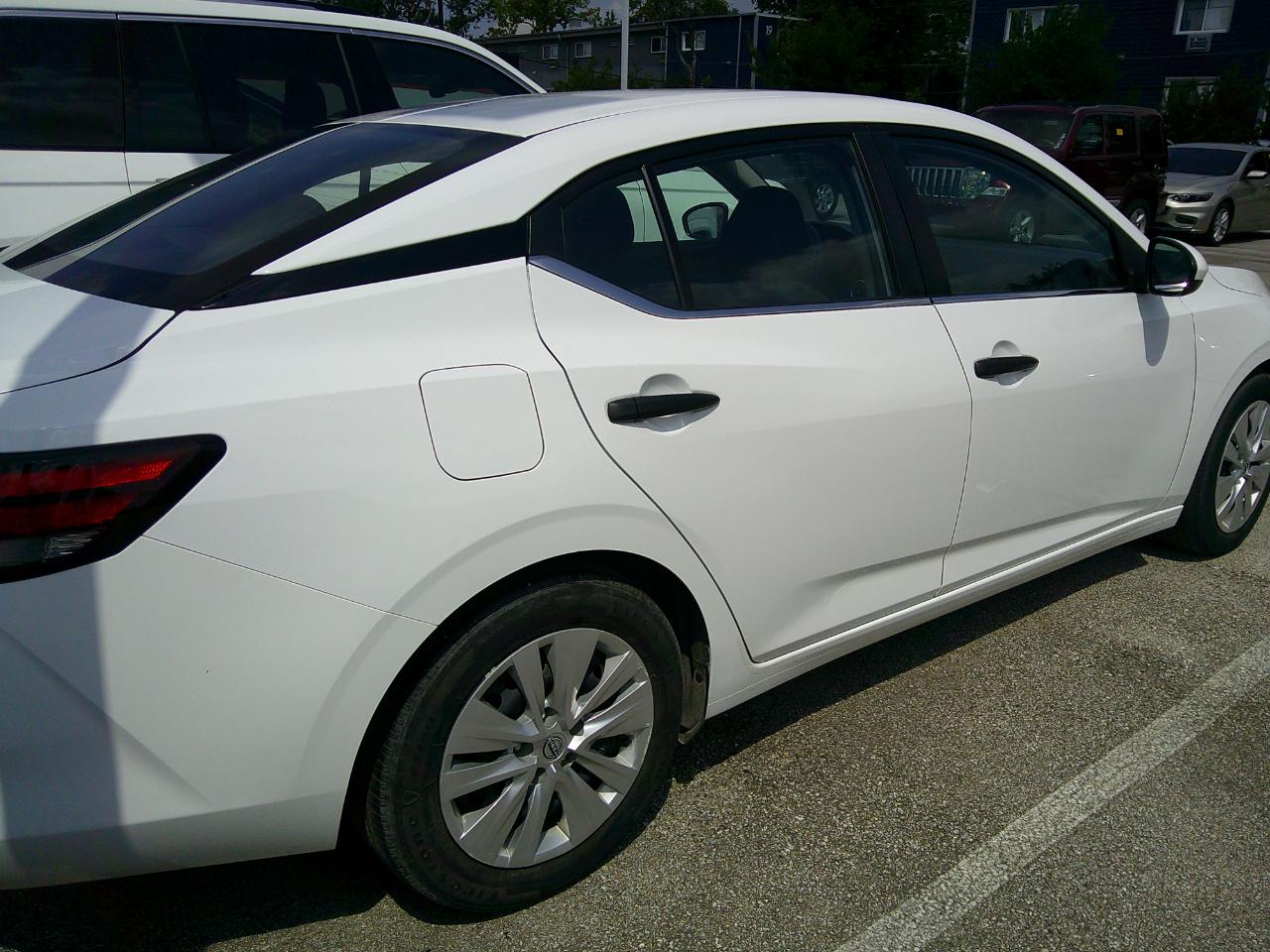 Nissan Sentra S CVT 2025