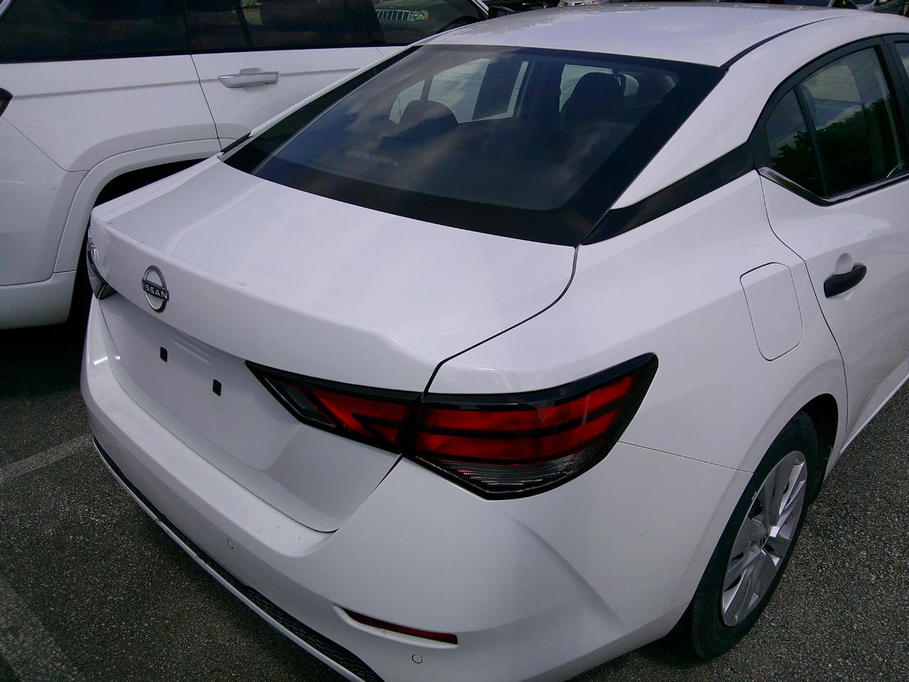 Nissan Sentra S CVT 2025