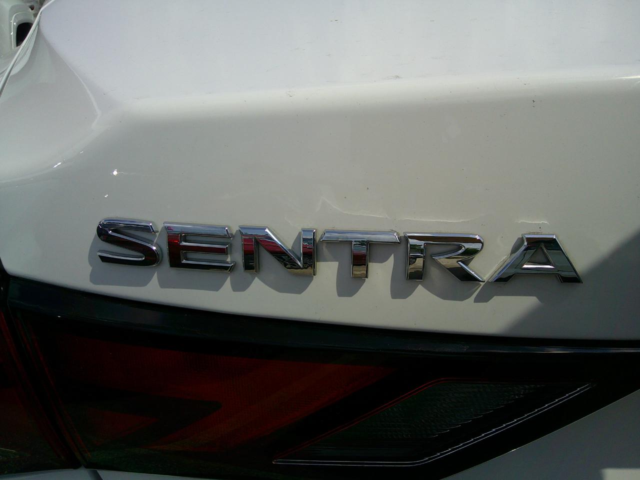 Nissan Sentra S CVT 2025