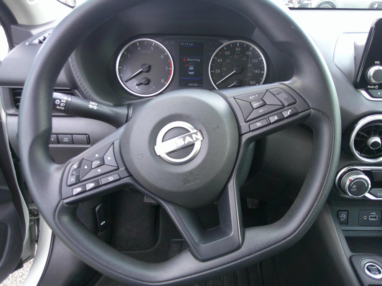Nissan Sentra S CVT 2025