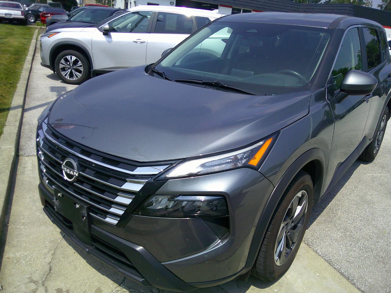 Nissan Rogue FWD SV 2025
