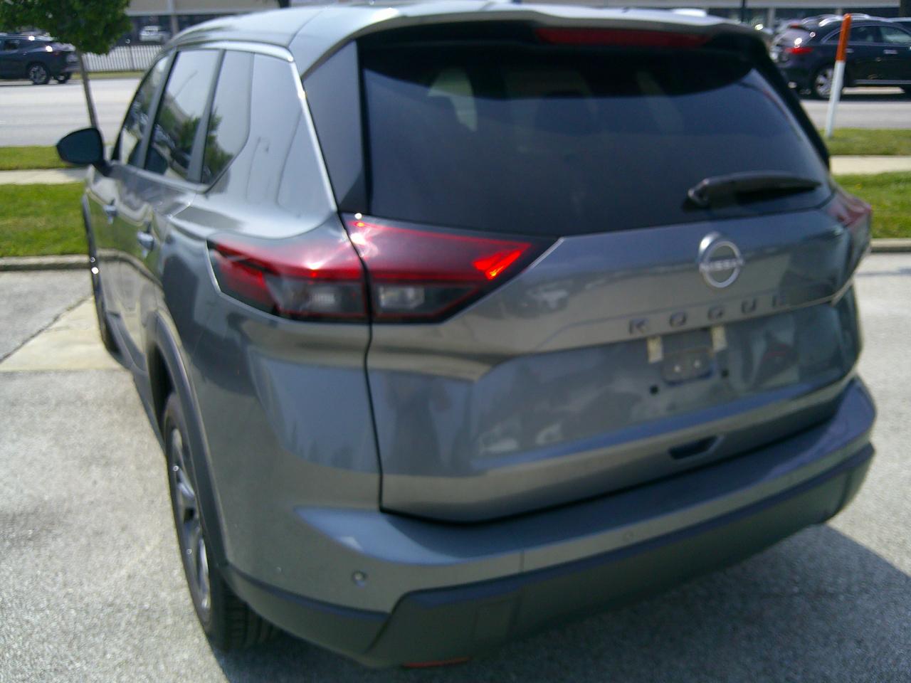 Nissan Rogue FWD SV 2025