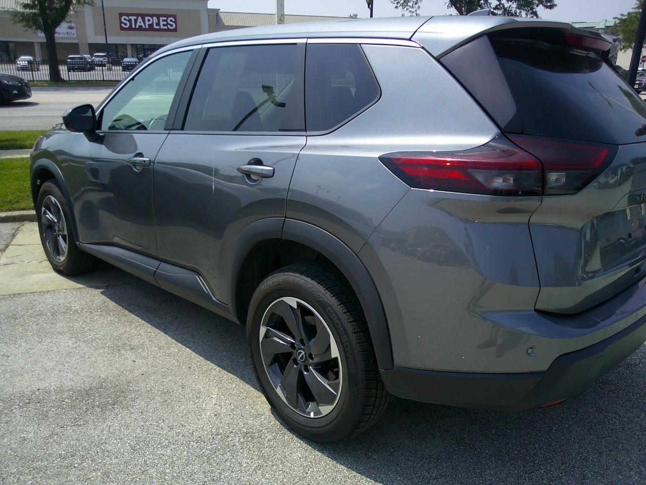 Nissan Rogue FWD SV 2025
