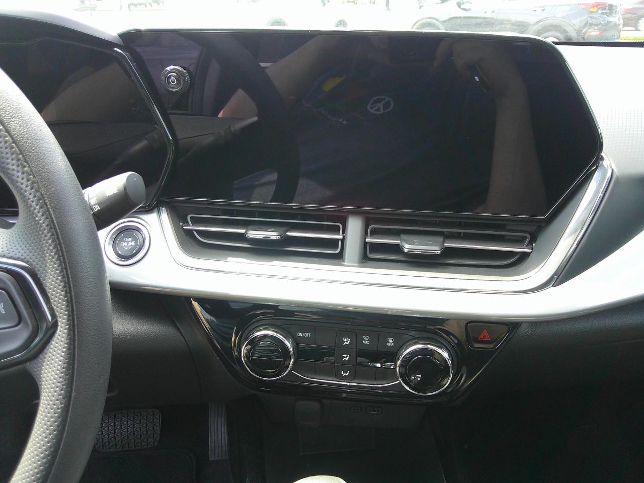 Chevrolet Trax FWD 4dr LT 2025