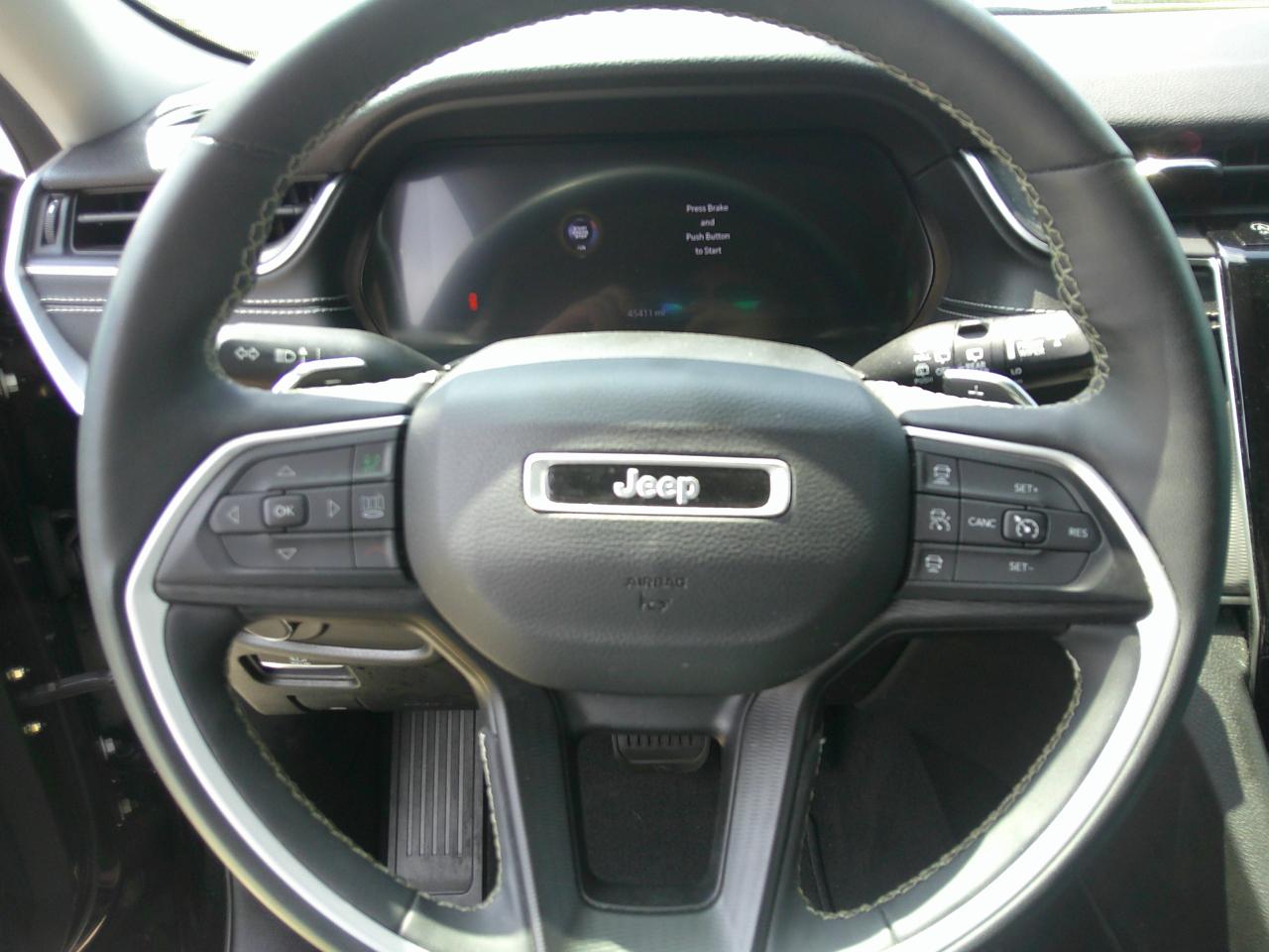 Jeep Grand Cherokee L Laredo 4x4 2023