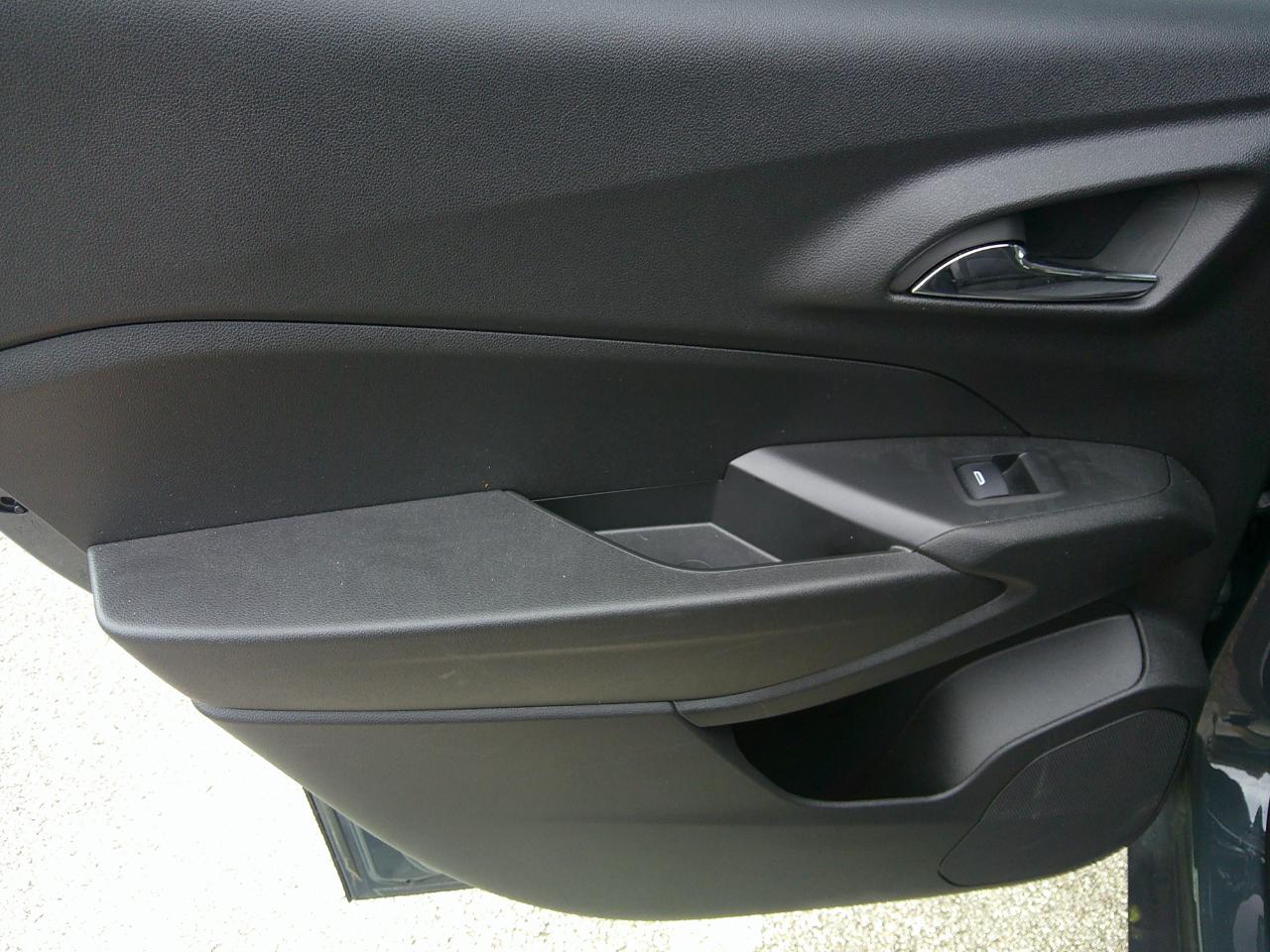 Chevrolet Trax FWD 4dr LT 2025