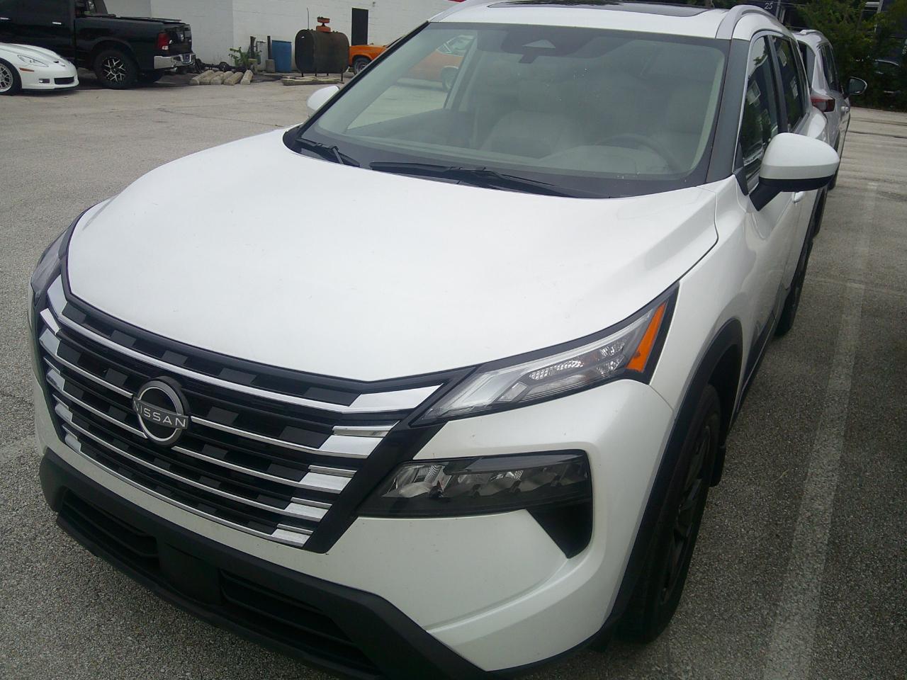 Nissan Rogue AWD SV 2025
