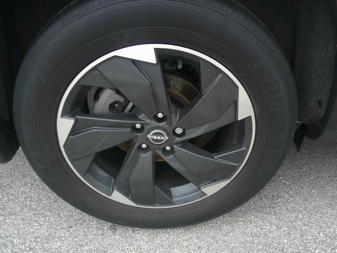 Nissan Rogue AWD SV 2025