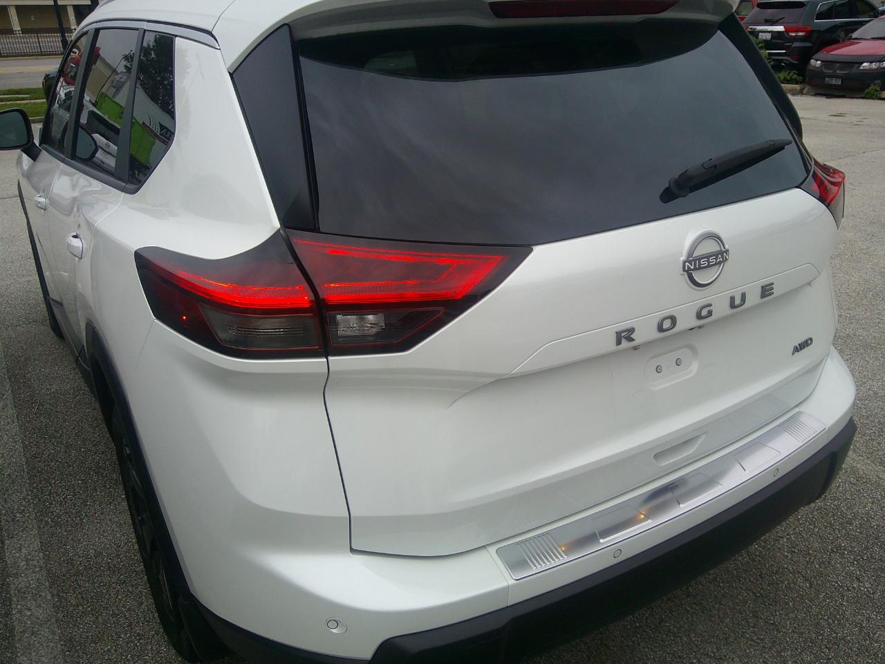 Nissan Rogue AWD SV 2025