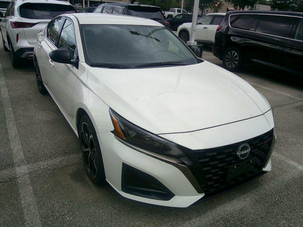 Nissan Altima SR FWD 2025