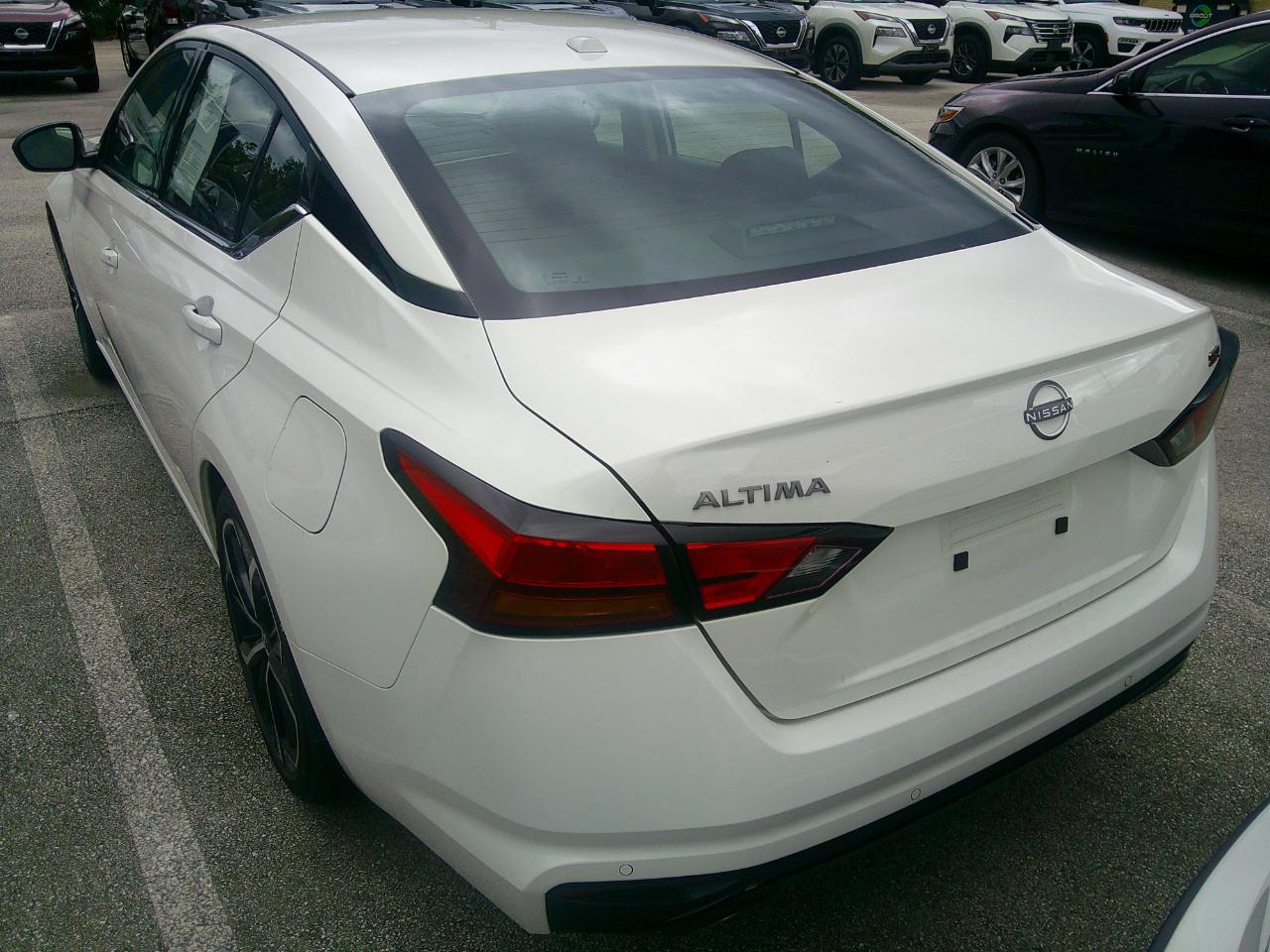Nissan Altima SR FWD 2025