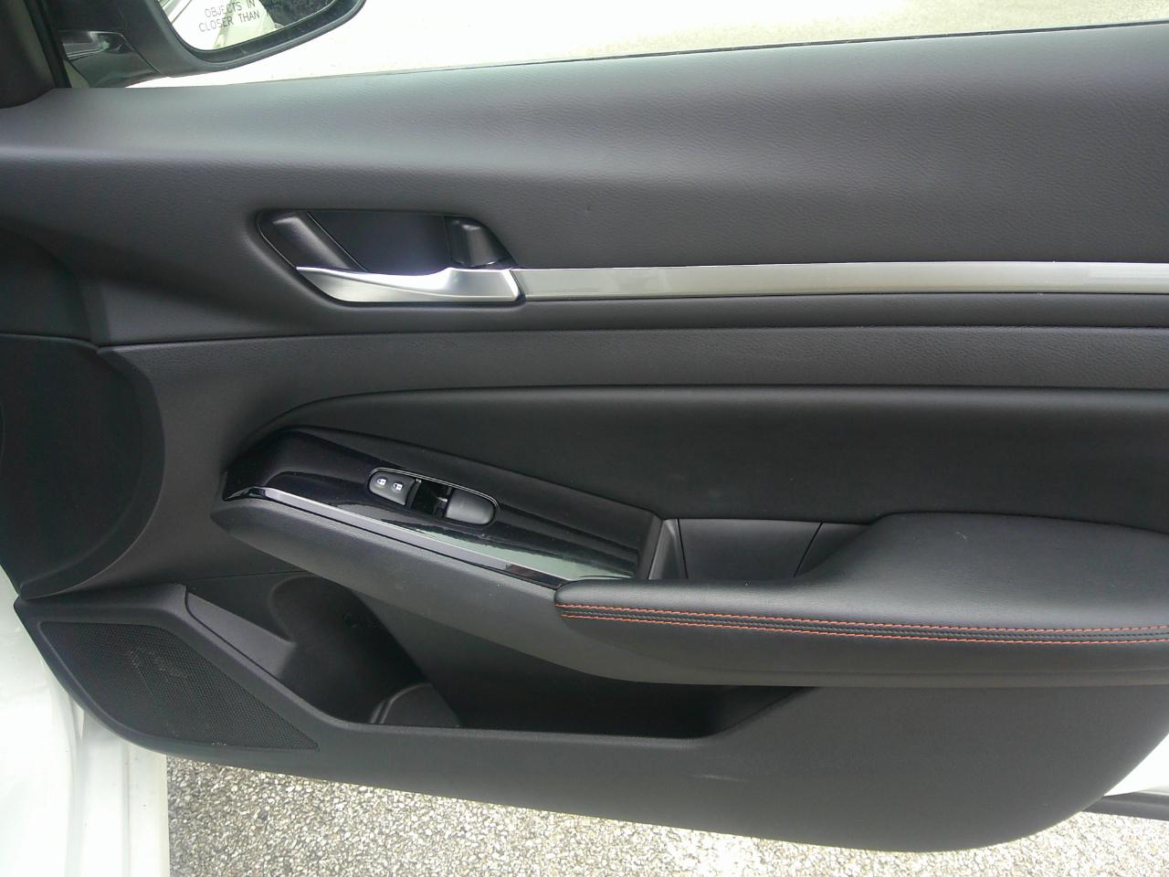 Nissan Altima SR FWD 2025
