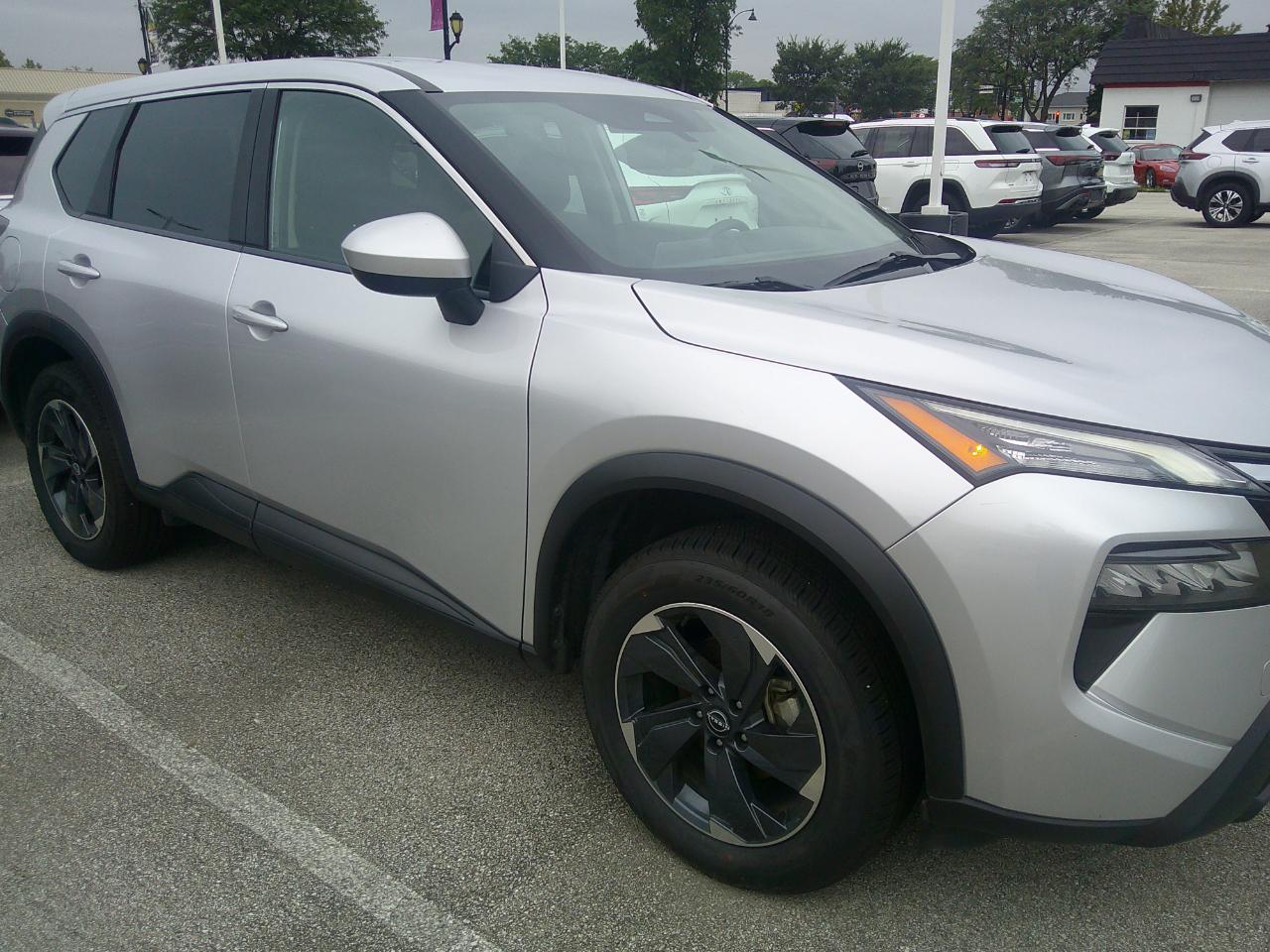 Nissan Rogue FWD SV 2024