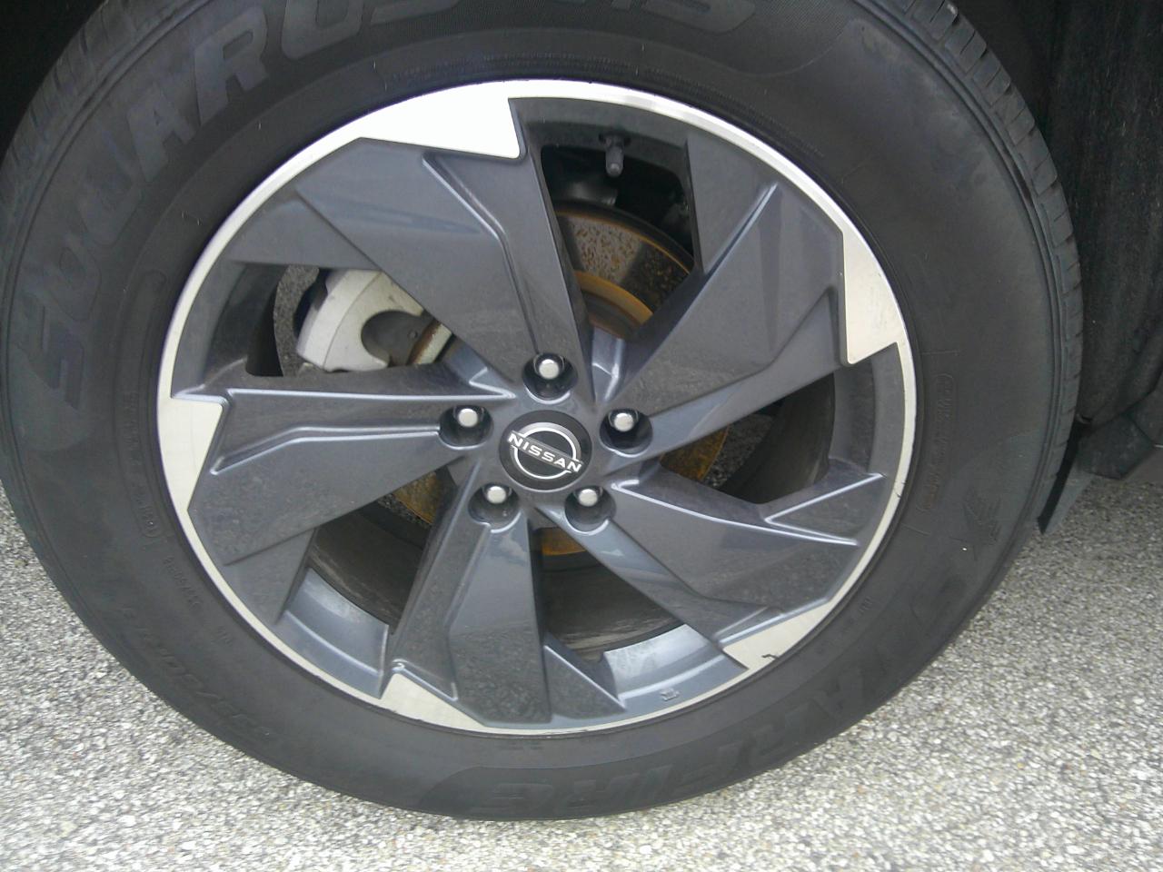 Nissan Rogue FWD SV 2024