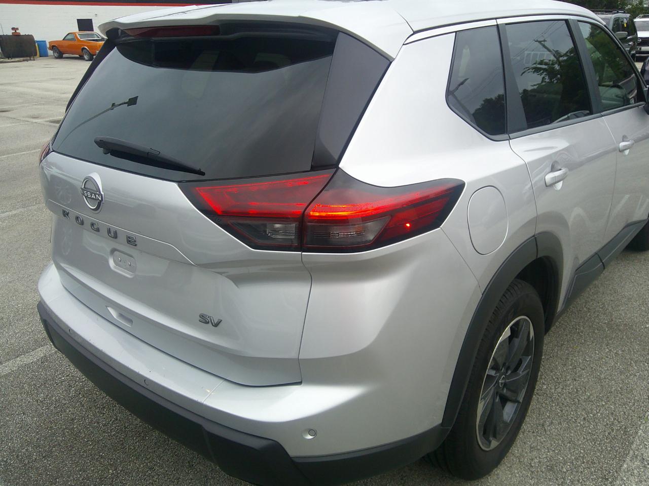 Nissan Rogue FWD SV 2024